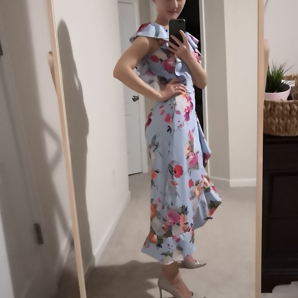 The One and Only Floral Maxi Dress - Picture 2 of 4